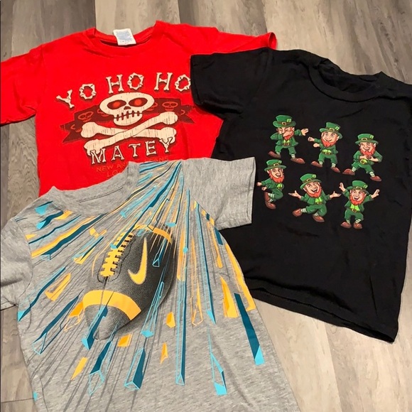 Nike Other - Boys bundle of shirts EUC
